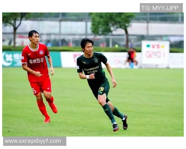 梅州队迎战江绿城，争夺联赛关键三分，球迷期待精彩对决