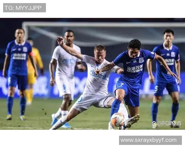 申花迎战布伦瑞克力争在主场展现出色表现与团队实力 申花迎战布伦瑞克力争在主场展现出色表现与团队实力