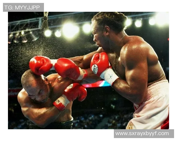 罗伊琼斯与泰森世纪对决揭幕拳坛传奇之战的激烈与荣耀 罗伊琼斯与泰森世纪对决揭幕拳坛传奇之战的激烈与荣耀